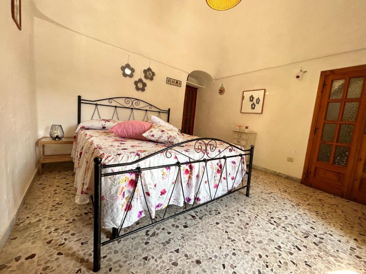 Trullo Pasquale Holiday home *